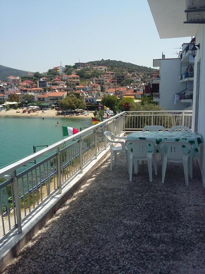 To Pithari Apartment Skála Marión Екстериор снимка